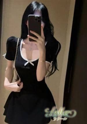 あや