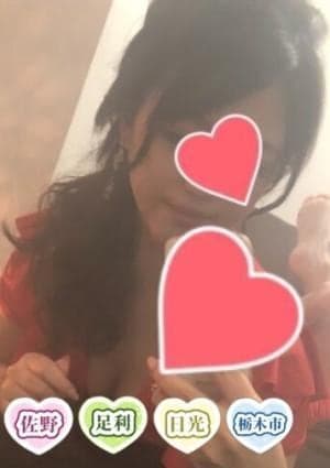 愛沢麻衣