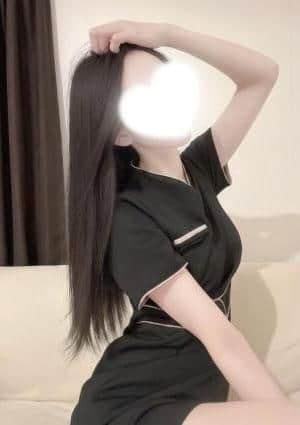 新人りおな