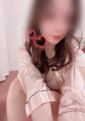 綾乃まいか