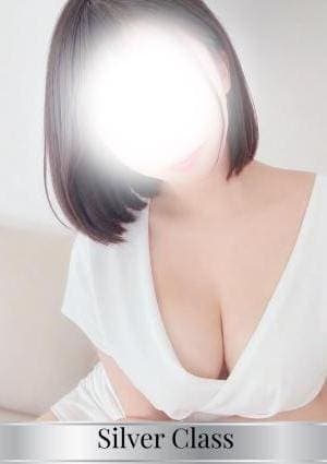 つきの
