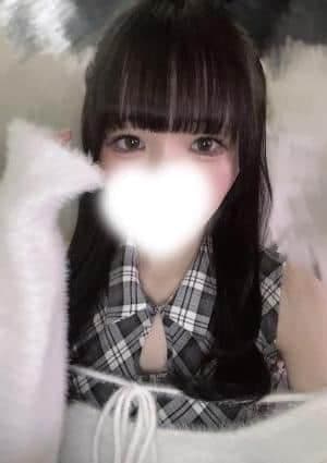 みい